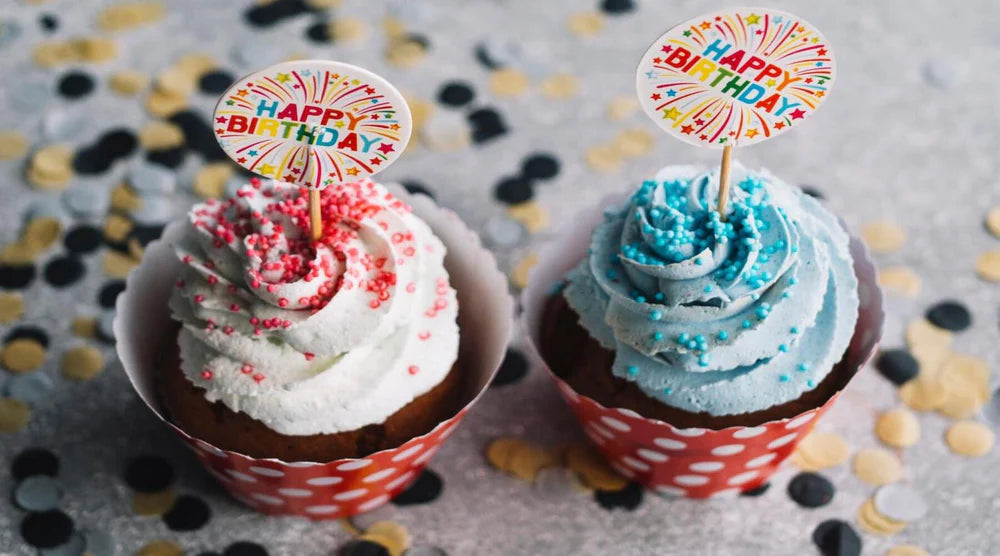 Guide to Make Easy Personalized Cupcake Toppers